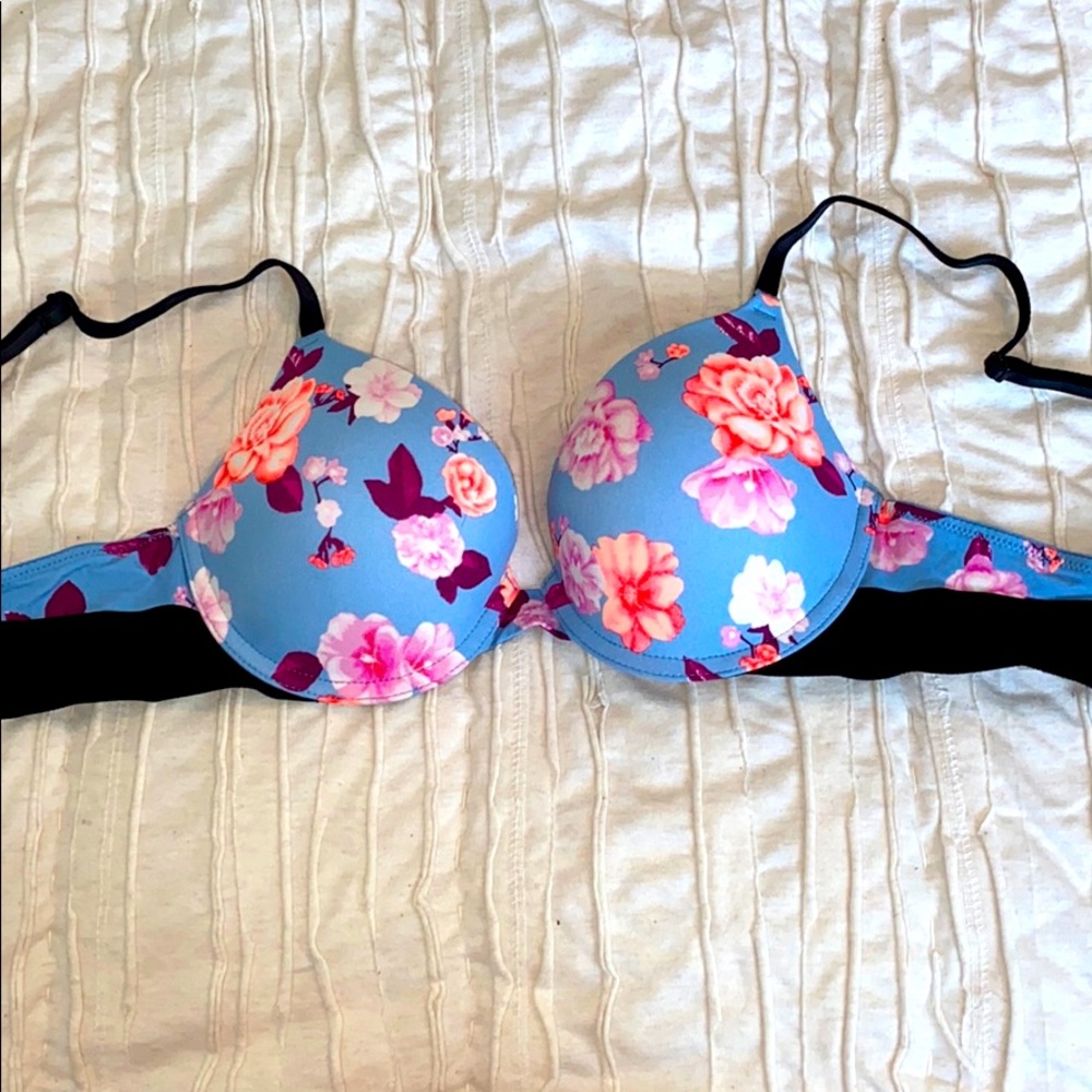 NEW Victoria’s Secret bra